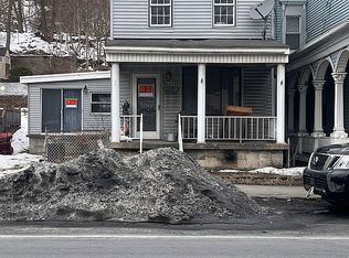 3085 Main St, LOCUSTDALE, PA 17945