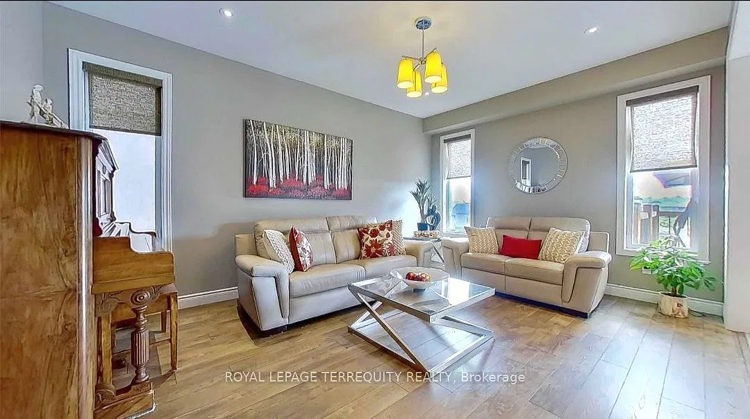 3 bed, $3,000 — Photo 4