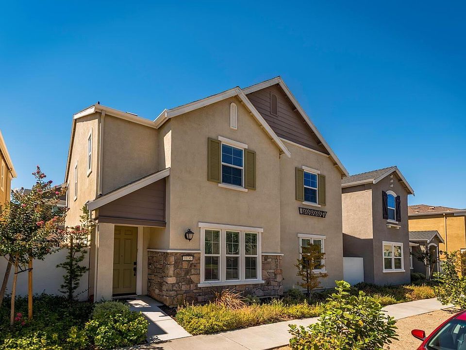 1st image of 1136 Lavande Dr