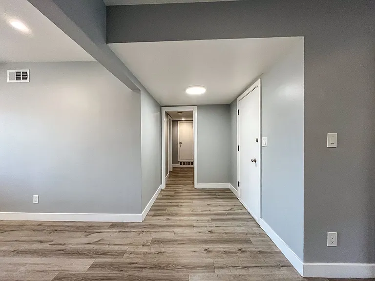 3556 W 113th St — Photo 17