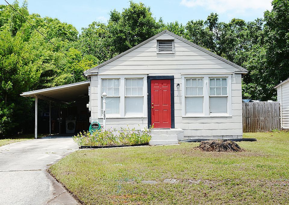 1st image of 2604 Gowen St