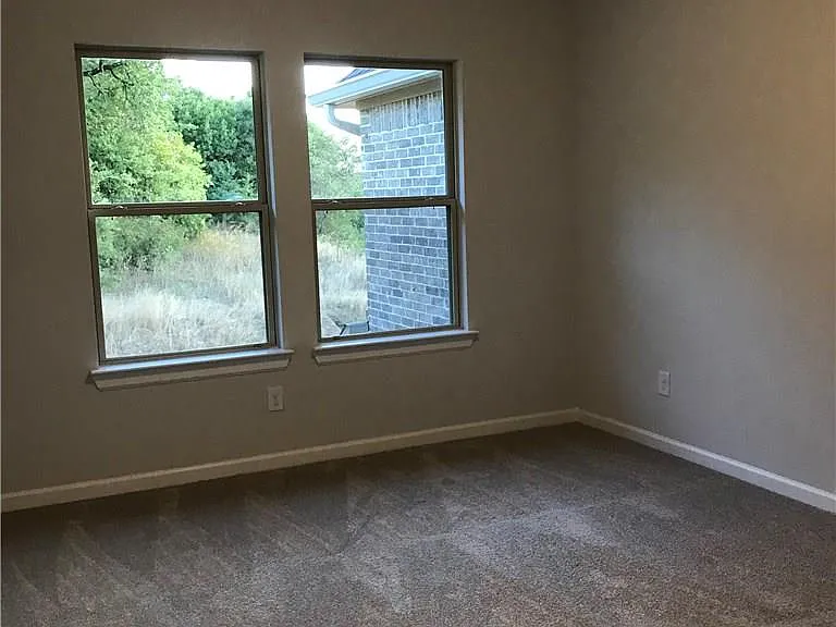 2203 Highland Villa Ln — Photo 17