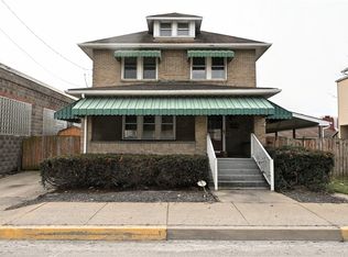 26 S Main St, Houston, PA 15342