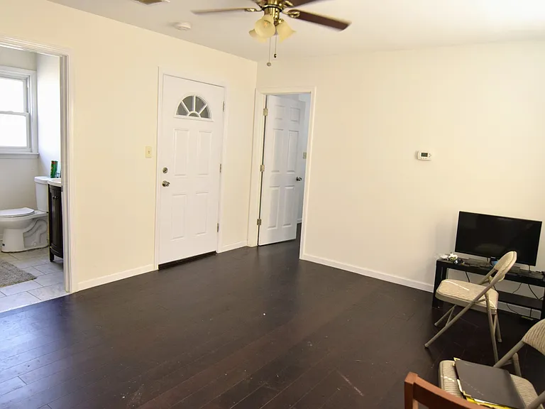 1828 N Bissell St #2 — Photo 5