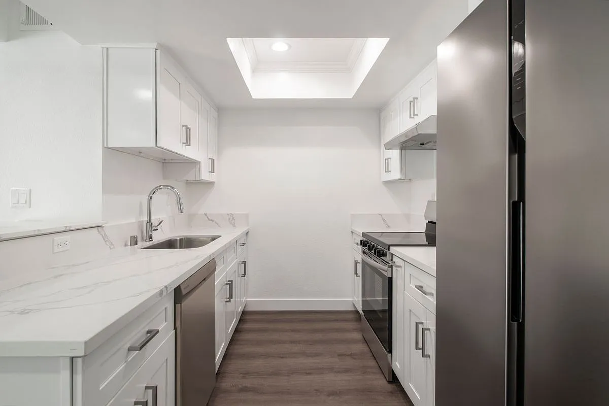 1 bed, 1.0 bath, 1200 sqft, $2,550 — Photo 3