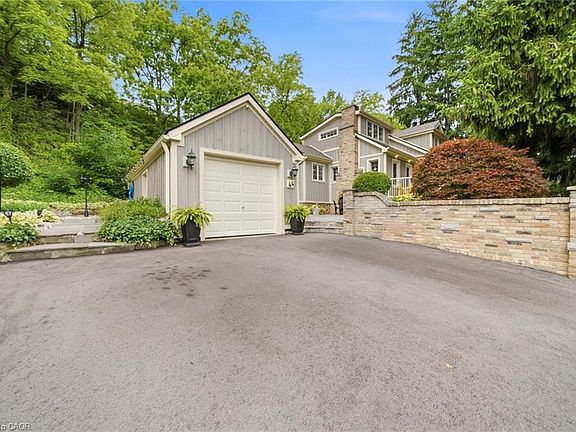 5th image of 44 New Mountain Rd