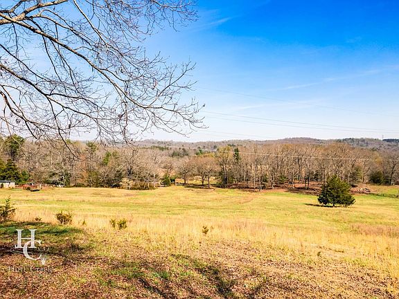 4th image of 705 Dacusville Rd