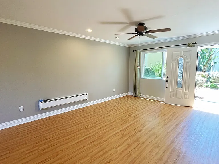 7807 Camino Glorita — Photo 1