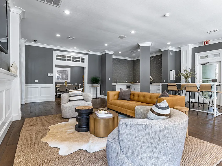 Resident Lounge Villas at Stone Oak Ranch