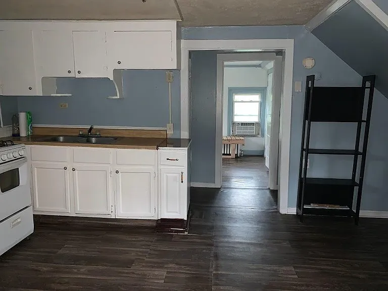 263 E Bridge St #2 — Photo 8
