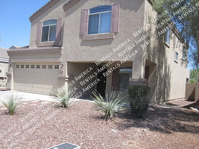 Spacious 4 Bd / 2.5 Ba home with large loft and a den — Photo 3