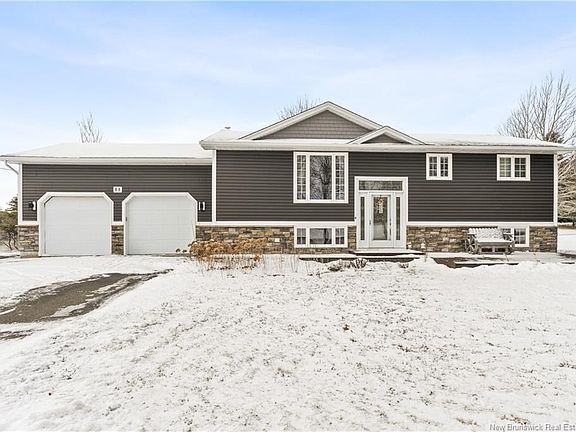 2nd image of 55 Des Roches