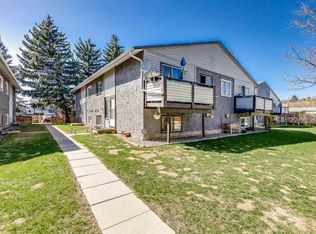 109 C E Stanley Ave #A, Okotoks, AB T1S1H8