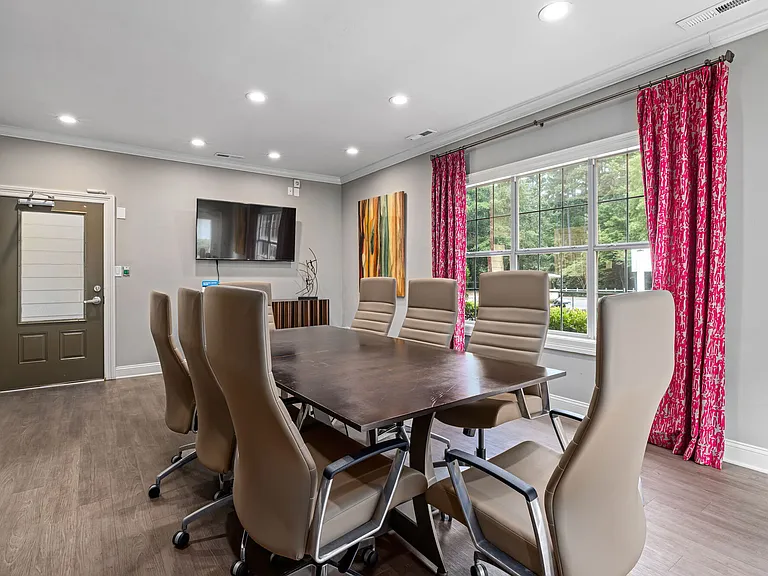 The Morgan at Chapel Hill — Photo 40