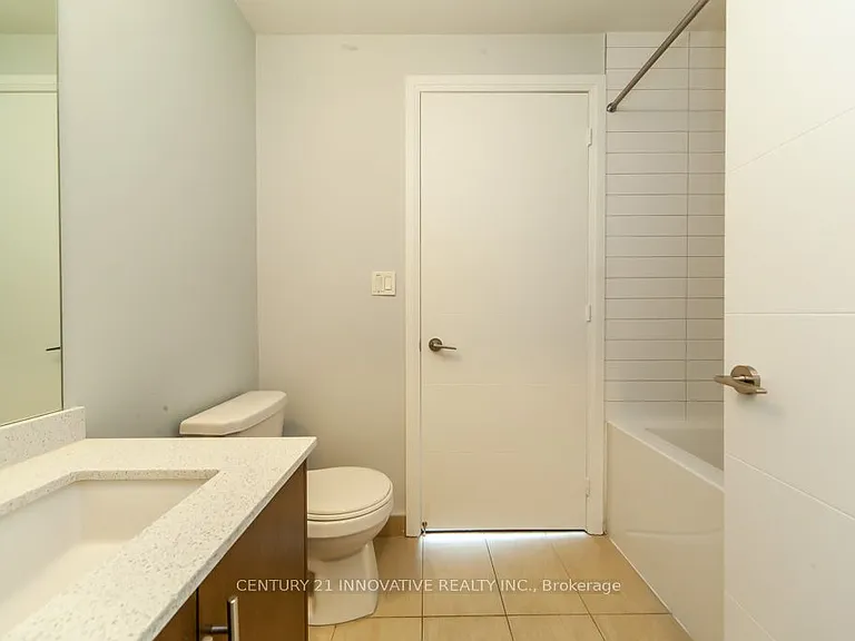 460 Adelaide St E #2023 — Photo 25