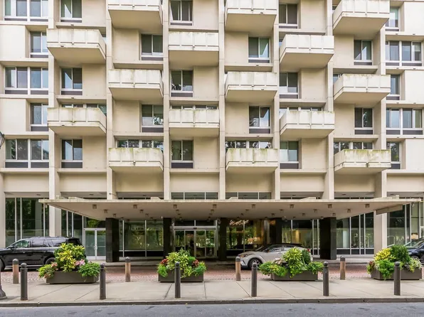 604 S Washington Sq APT 3114, Philadelphia, PA 19106