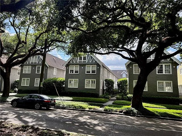 920 S Carrollton Ave