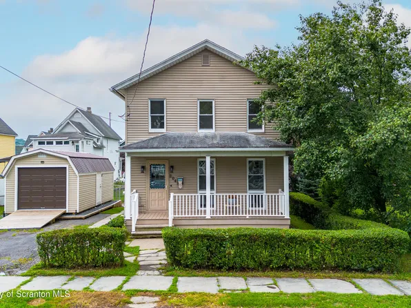 204 Cherry St, Dunmore, PA 18512