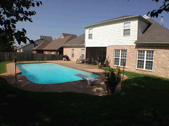 2nd image of 1657 Belledeer Dr E