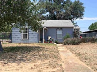 2002 Garfield St, Laredo, TX 78043
