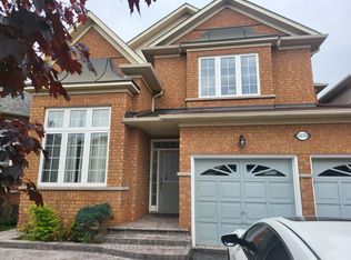 5658 Freshwater Dr, Mississauga, ON L5M 7G1