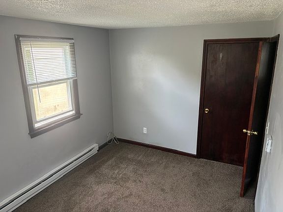 4th image of 44 Kendall Pond Rd #F