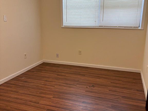 5th image of 7220 Avenue R