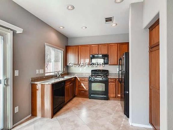 4th image of 8646 Ancient Creek Ave