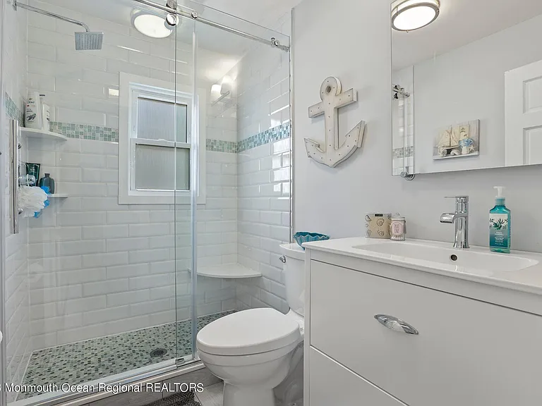 107 17th Ave — Photo 11