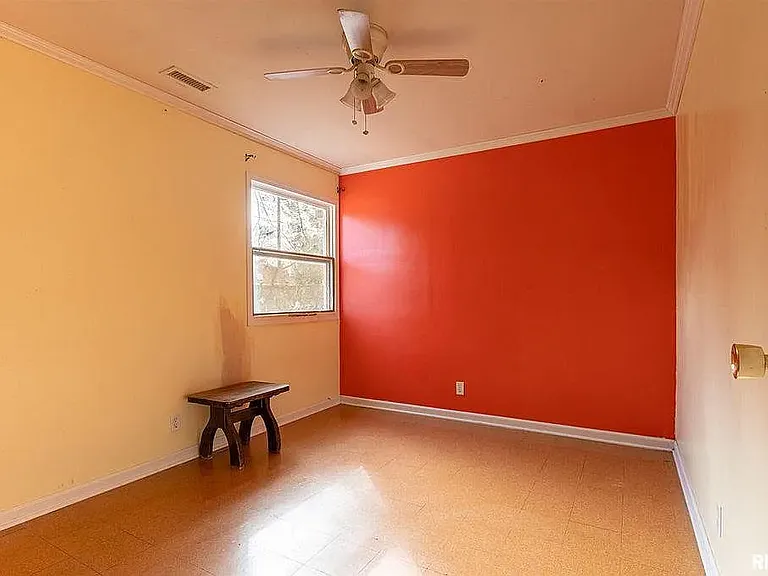1703 W Freeman St — Photo 20