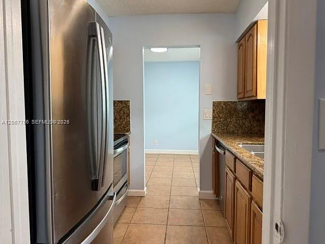 516 SW 14th Ct #516 — Photo 6