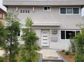 2232 Carmona Ave, Los Angeles, CA
