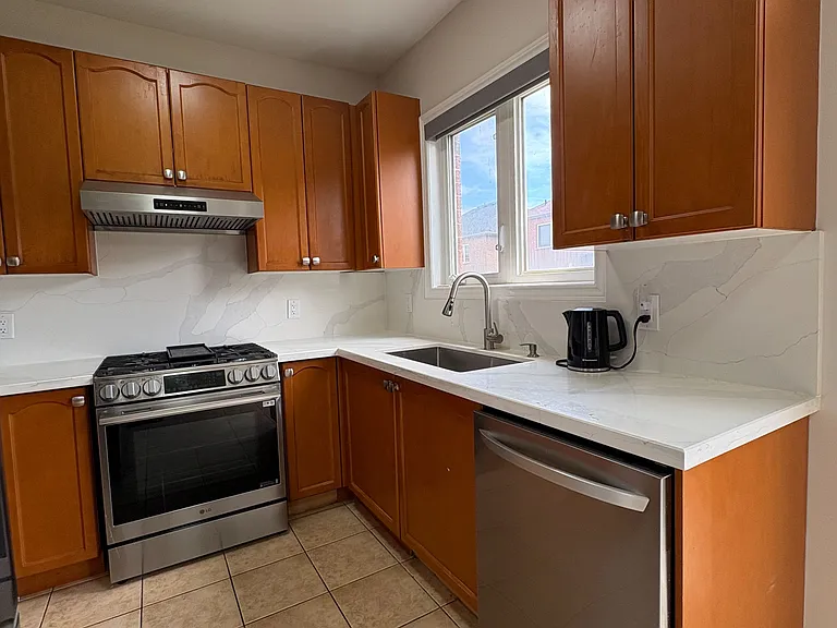 39 Blazing Star Dr — Photo 11