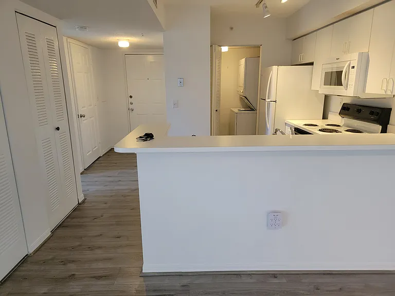 1640 N 42nd Cir #204 — Photo 14