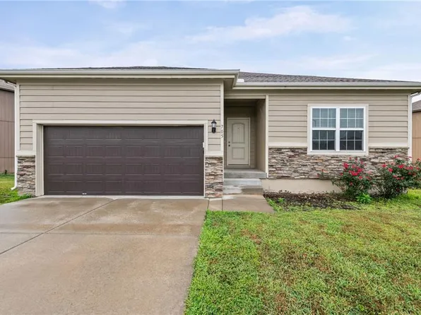 705 NW 111th Ter, Kansas City, MO 64155