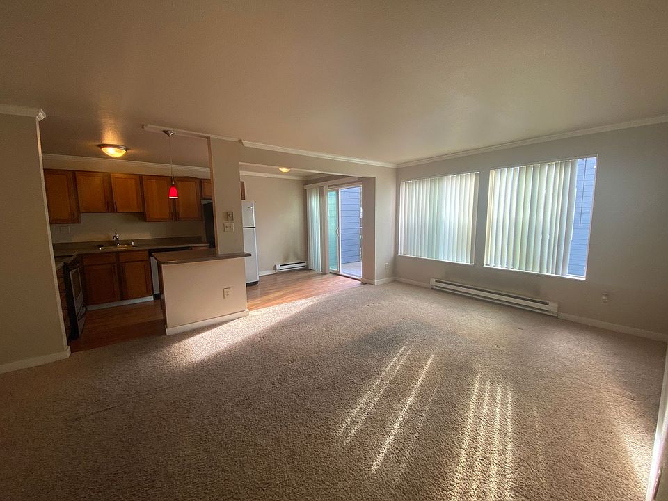 North Green Lake Apartments Seattle, WA Zillow