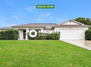 328 NE 19th Ter, Cape Coral, FL 33909