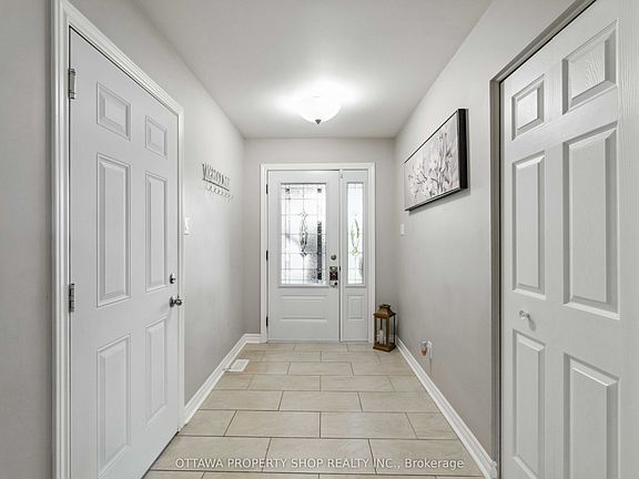2nd image of 863 Oceane St