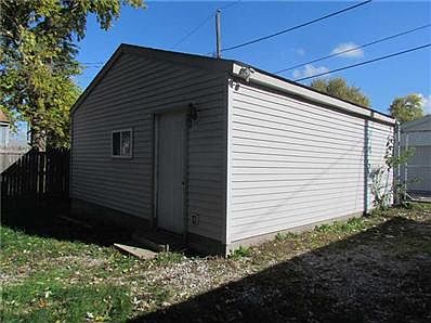 2nd image of 1537 Hiatt St