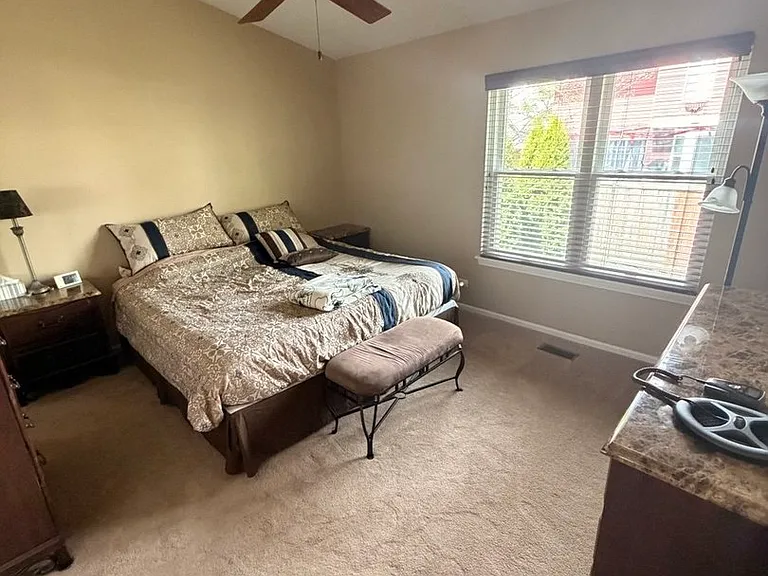 1219 Huntington Dr — Photo 11