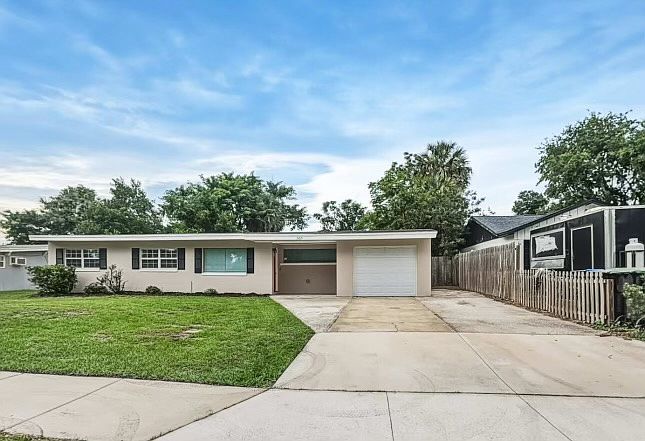 1st image of 3611 Sutton Dr