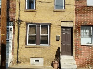 413 Hoffman St, Philadelphia, PA 19148