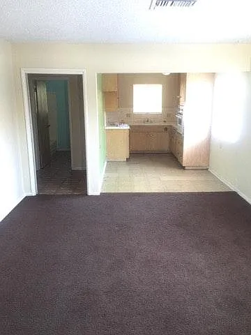 25982 Tamarisk Dr — Photo 3
