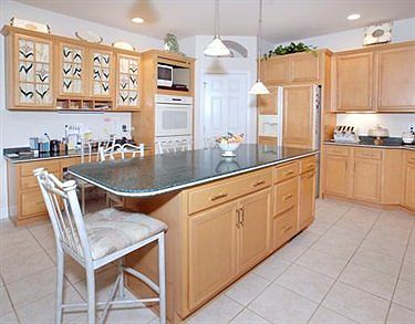 4th image of 2406 Oak Hurst Ct