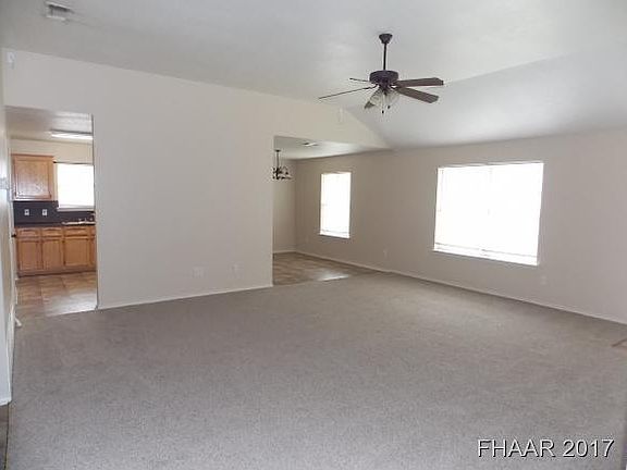 3rd image of 2405 Griffin Dr
