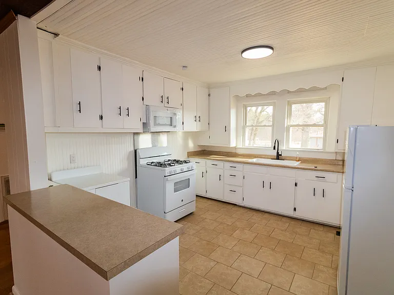 3367 Rocky Ford Rd — Photo 10
