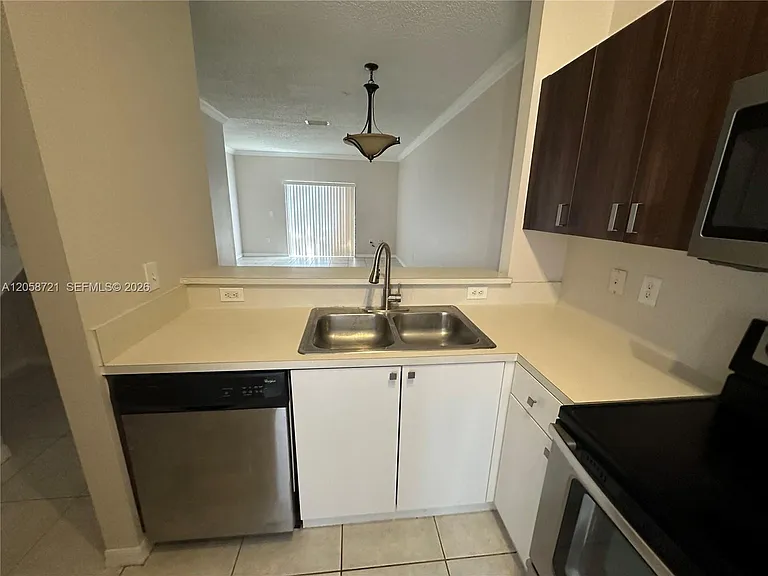 2336 SE 24th Ave #2336 — Photo 7