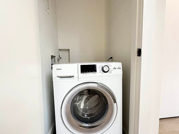 5th image of 110 Madison St APT 12