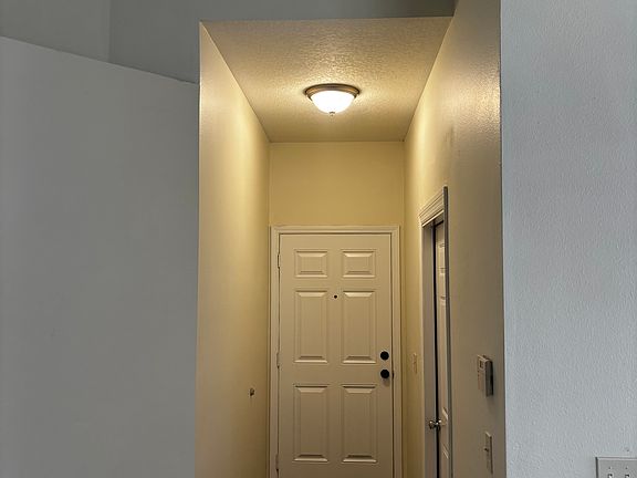 3rd image of 15415 Key Breeze Pl