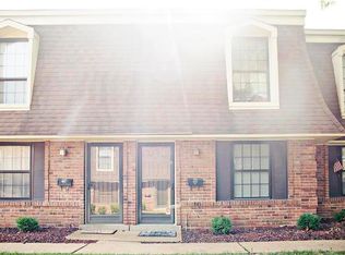 4255 Mansard Dr, Saint Louis, MO 63125